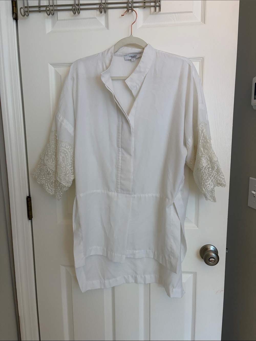 Victor Alfaro Cream Lace-Elbow Tunic